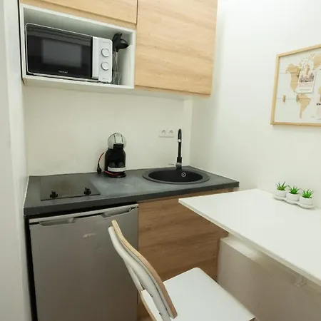 Lägenhet Parisien Face Metro Pigalle - 9 - 2p *